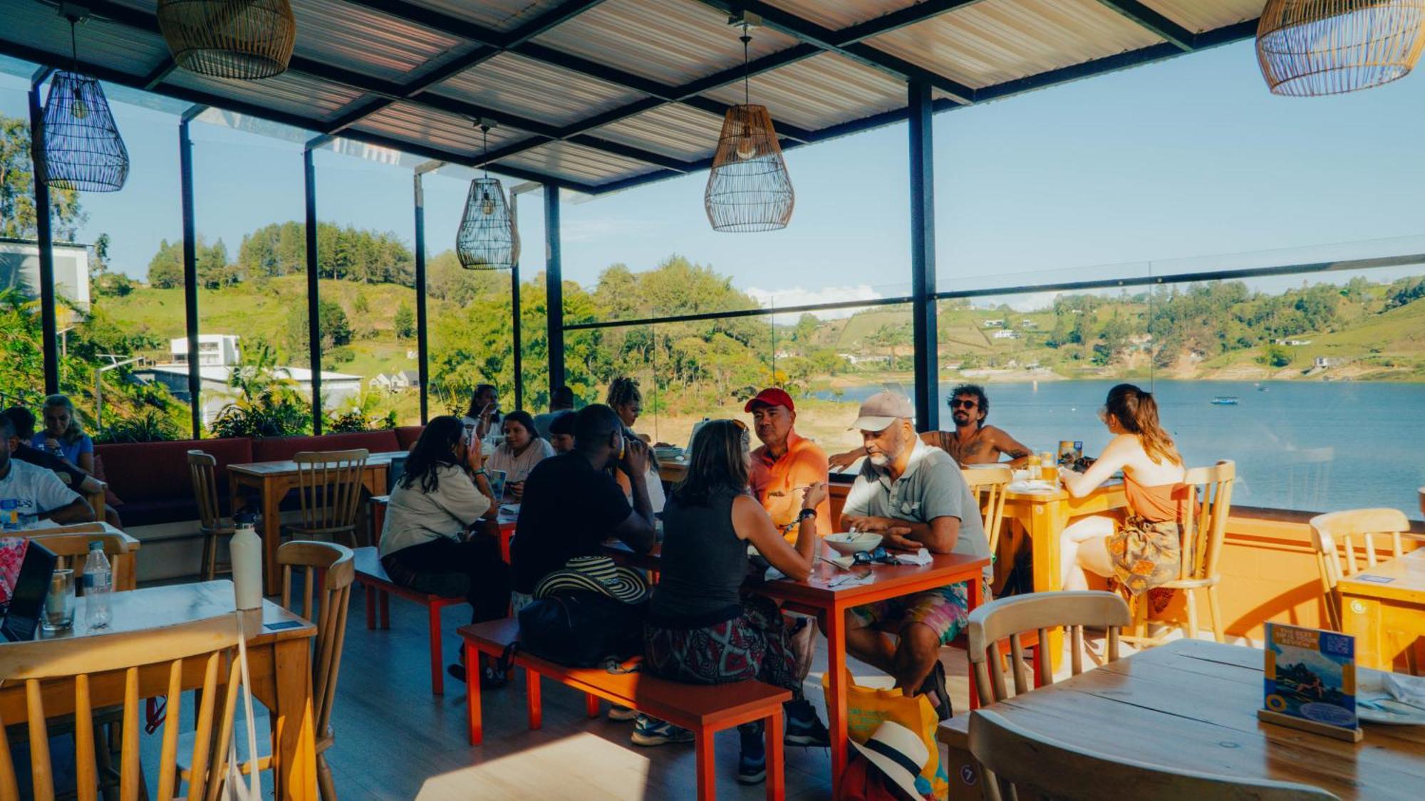 Viajero Guatape Hostel & Lake Club エクステリア 写真